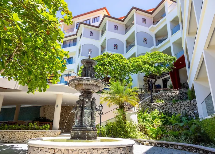 Parador Nature And SpaResort Hotel